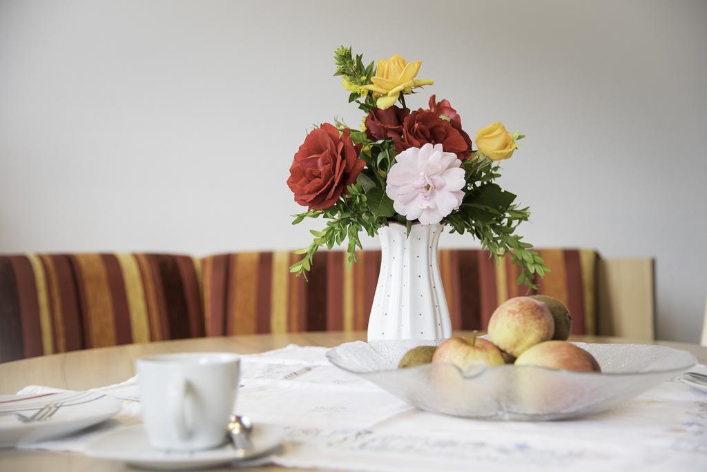 Gasthof Brentwirt Guest House Leogang Rom bilde