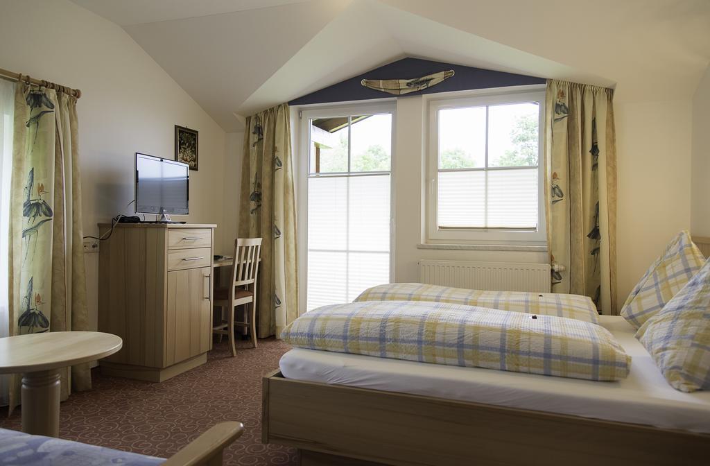 Gasthof Brentwirt Guest House Leogang Rom bilde