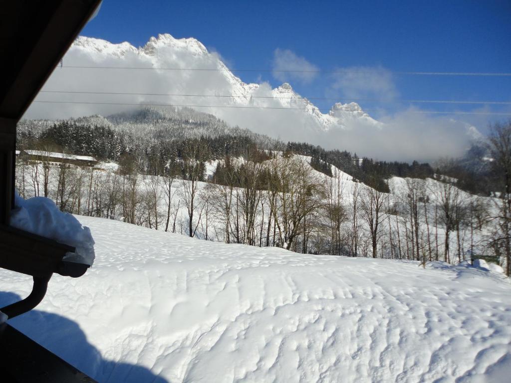 Gasthof Brentwirt Guest House Leogang Rom bilde