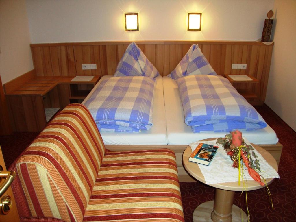 Gasthof Brentwirt Guest House Leogang Rom bilde